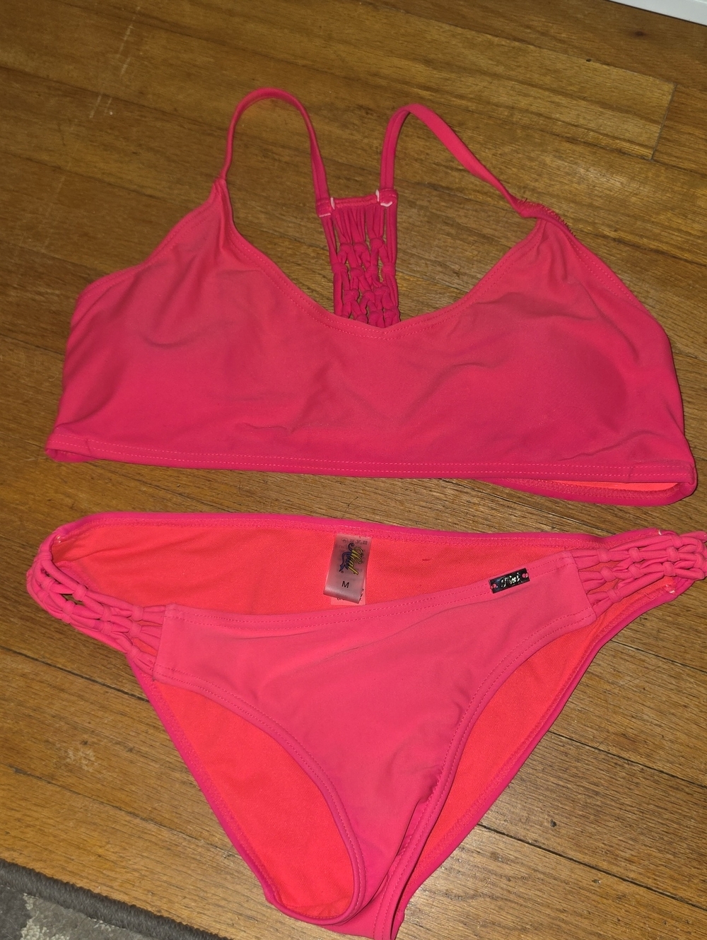 Women’s Neon Pink Macramé Bikini Set